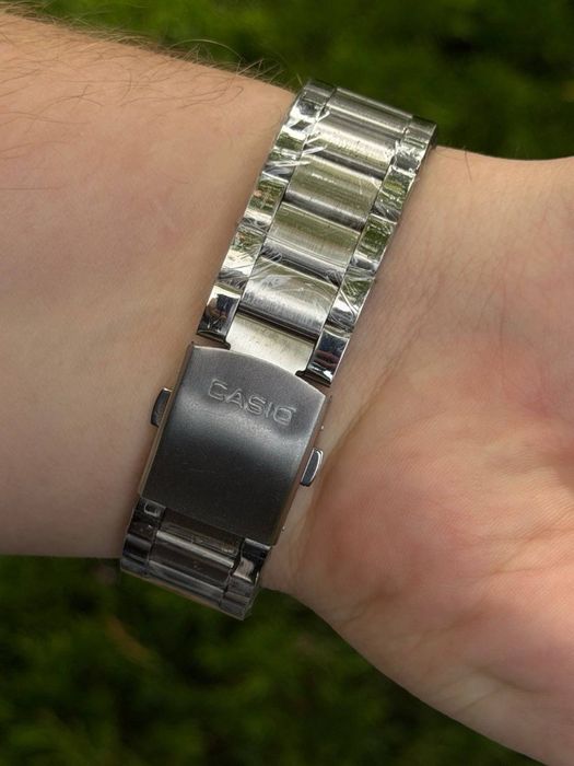 Чоловічий годиник Casio AMW-880