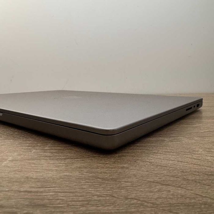 Macbook Pro 16" 2021 M1 Max (32GPU) / 64Gb DDR5 / SSD 1000Gb (код: M1548)