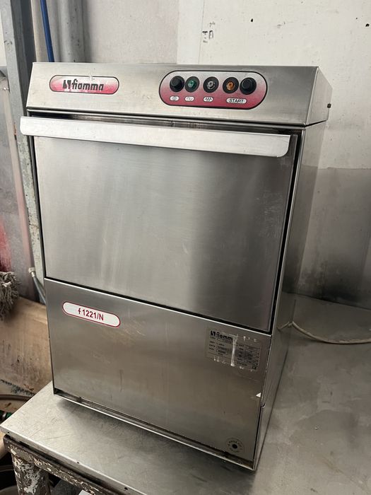 Maquina de lavar FIAMMA chavenas copos , etc