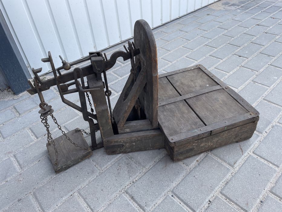 Stara drewniana waga retro vintage prl