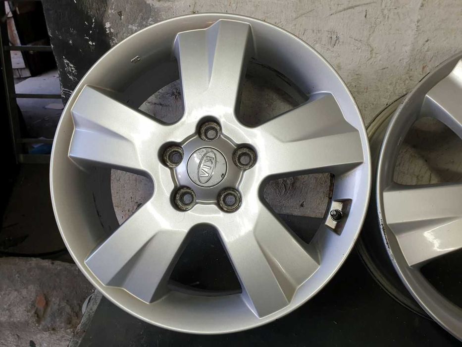 Felgi aluminiowe Hyundai Kia R17 5x114,3 17X6,5J ET 54 centr 67,1mm