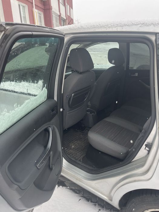 Ford C-max автомобіль