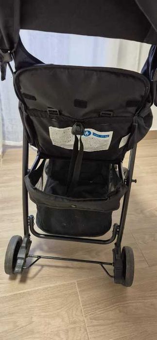 Carrinho de passeio de bebé