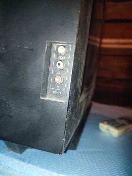Цветной телевизор TV SNR 2122