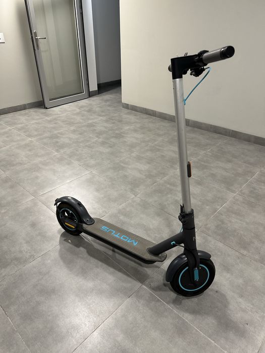 Sprzedam hulajnoge elektryzna Motus Scooty 10 Lite