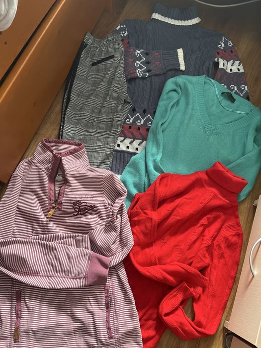 Віддам теплі речі розмір s