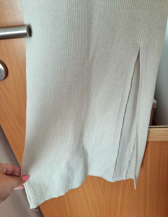 Novo | Vestido bege justo midi, tamanho 2XS