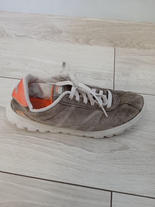 Buty skechers damskie/dziewczęce