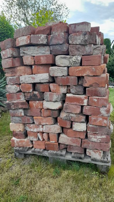 Czysta cegła poniemiecka z rozbiórki, połówki