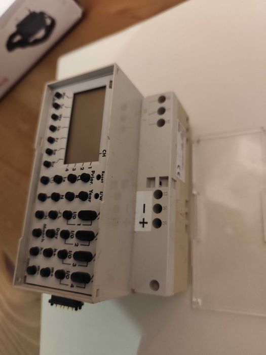 Programator czasowy Gira