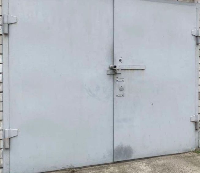 Продам гараж на Перемозі-1 біля  ЖК River Park та Best House.