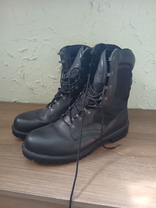Buty wojskowe czarne nowe