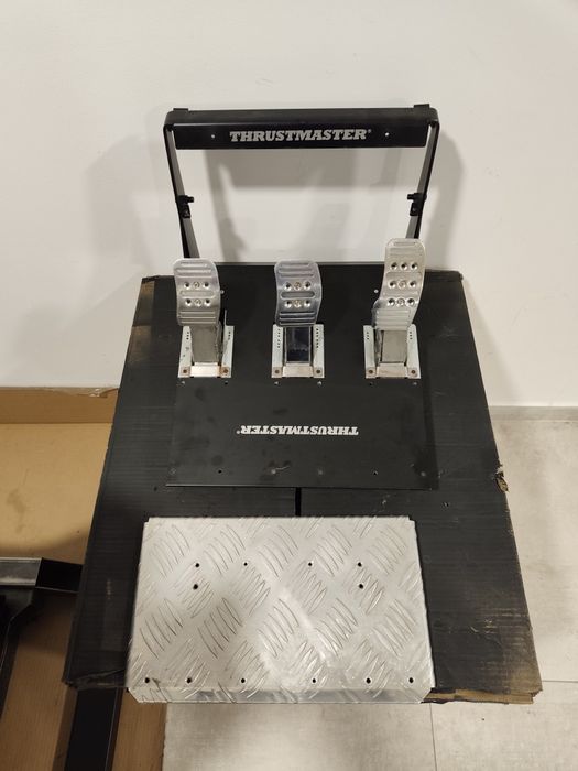 Pedais T500rs Thrustmaster com potenciómetro 12 bits