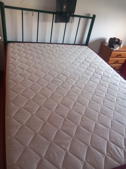 Vendo recheio de casa .motivo saida para o estrangeiro