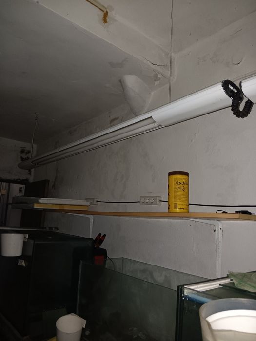 3 Luminárias de 2m com duas lâmpadas de 58w