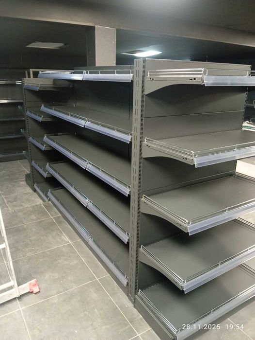 Торгове обладнання для магазину, стелажі в наявності колір графіт/крем