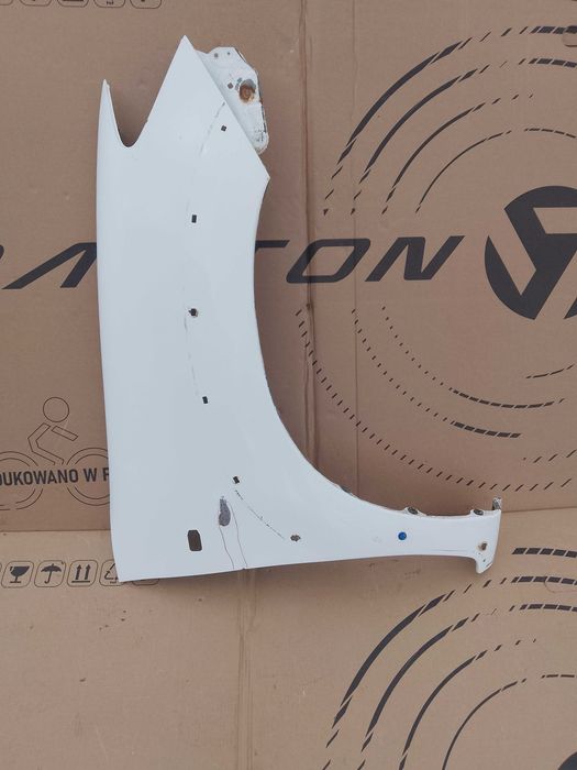 TOYOTA HILUX 05-12 2005-2012 BŁOTNIK prawy przedni przód