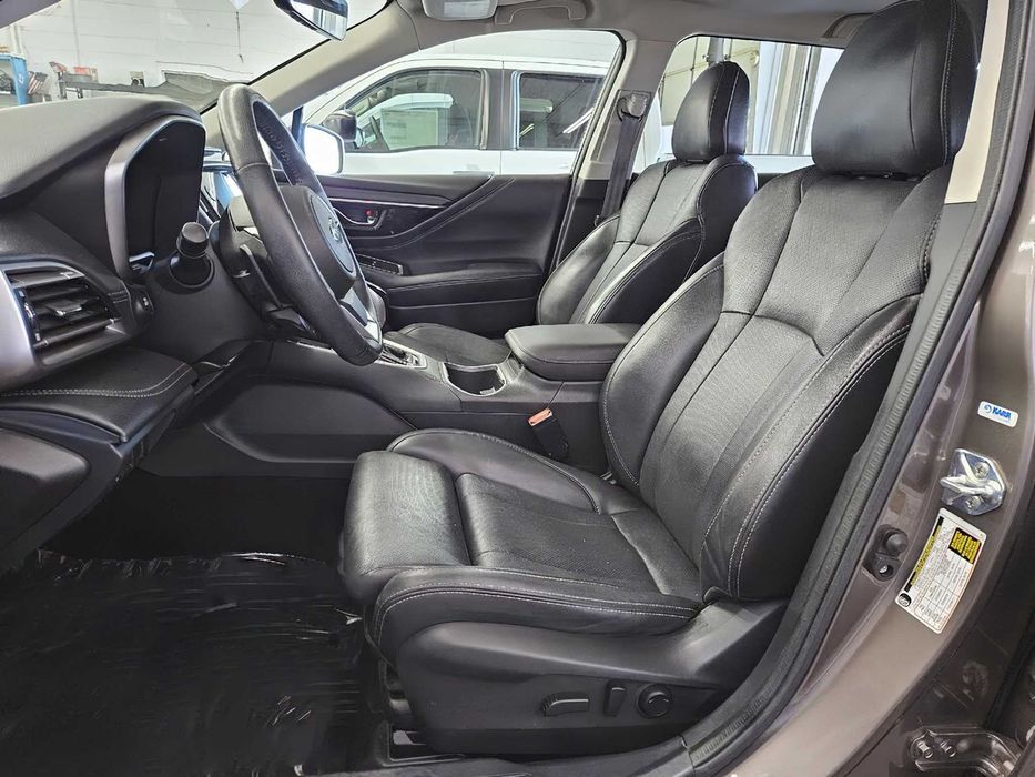 Subaru Outback      2021