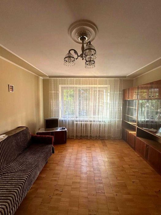 Оренда затишної квартири, вул. Миколайчука