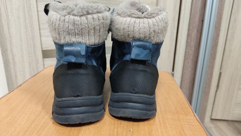 Зимові чоботи на хлопчика