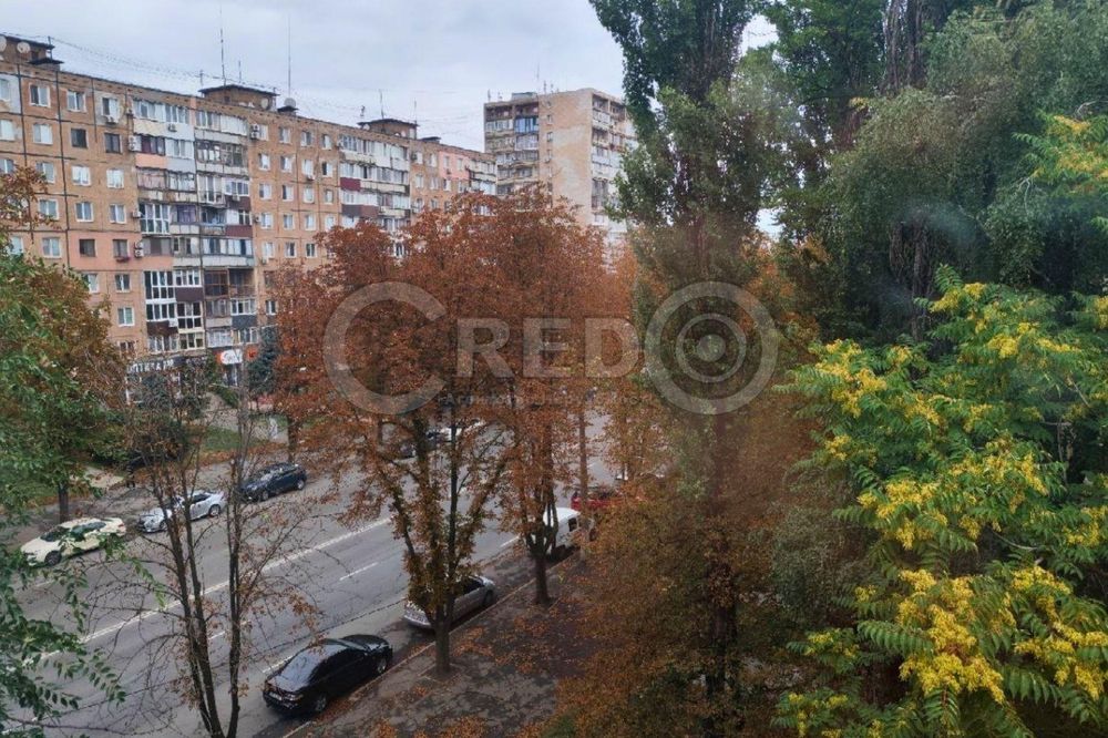 Продаж. 95 квартал. проспект Миру,48.