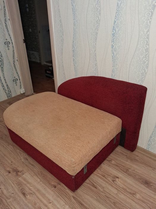 Диван дитячий б/у