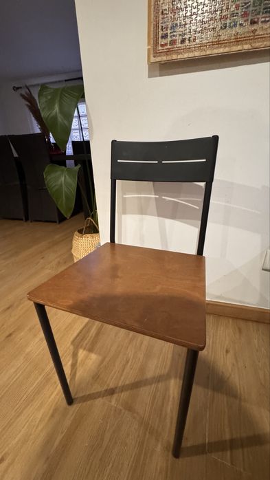 Cadeiras de jantar pretas Ikea