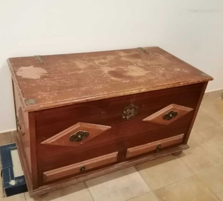 Arca de madeira _ Antiguidades