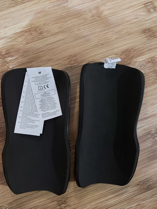 Щитки футбольні Adidas TIRO Club GI6386, розмір L М