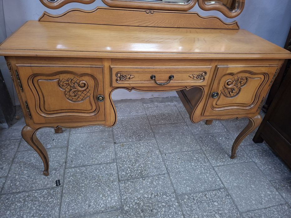 Francuska toaletka ludwikowska