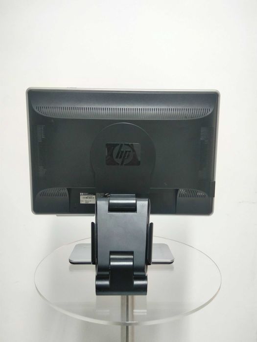 HP w2207h Computer Monitor64575438753025122