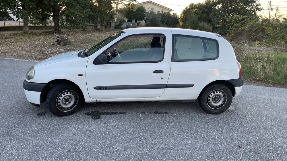 Renault Clio 1.9