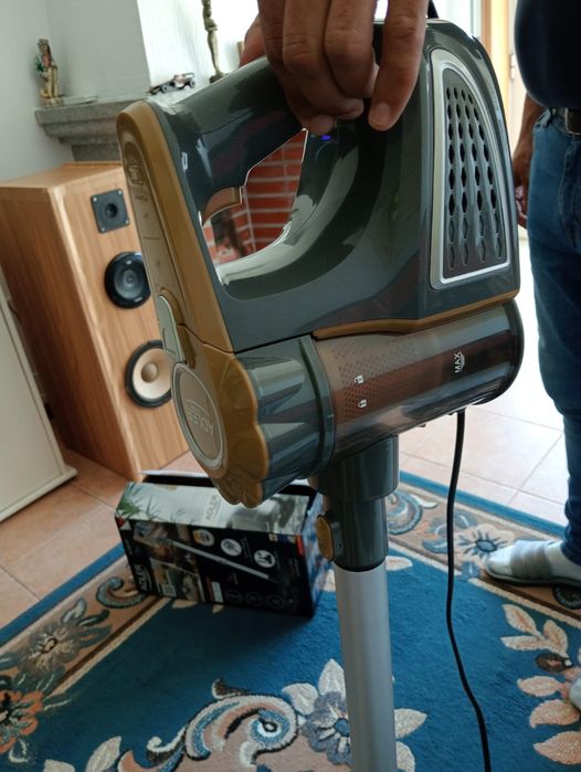 Aspirador vertical Com garantia