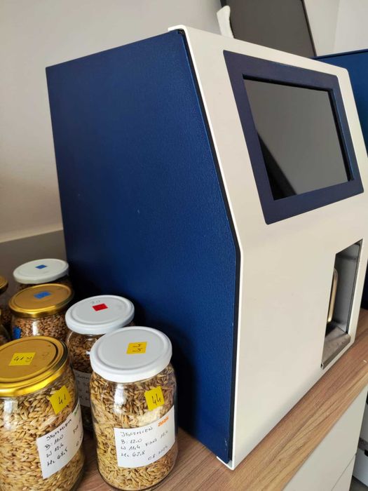 Analizator ziarna NIR AgroScan Standard z gęstością - powystawowy