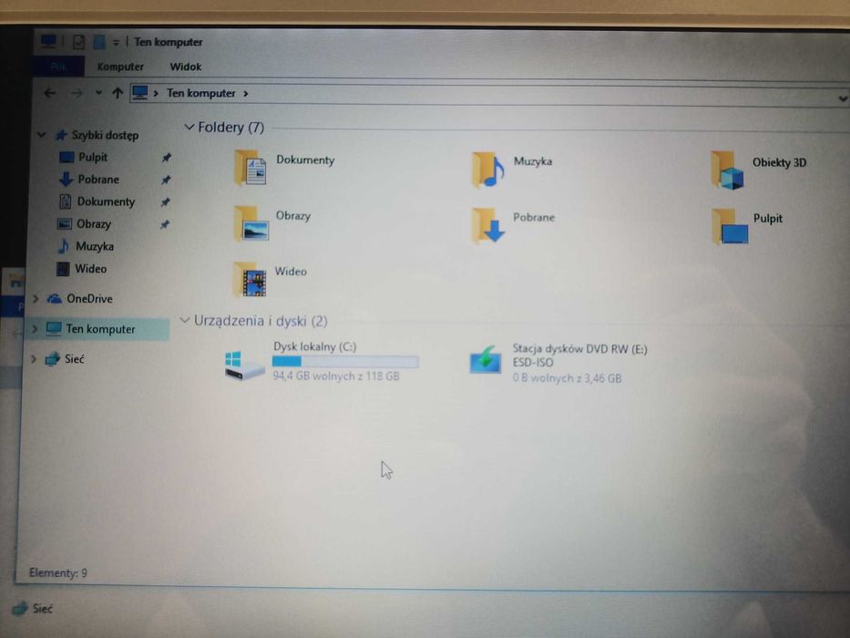 Laptop Toshiba 870D -10M - 17"