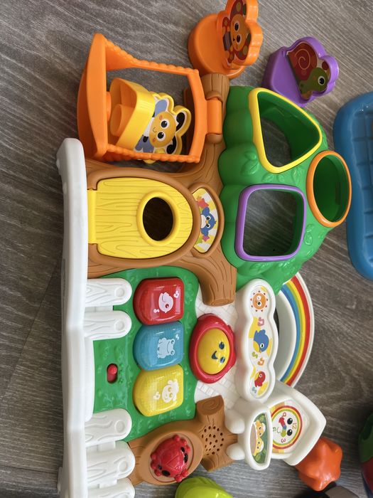 Розвиваючі іграшки для малечі