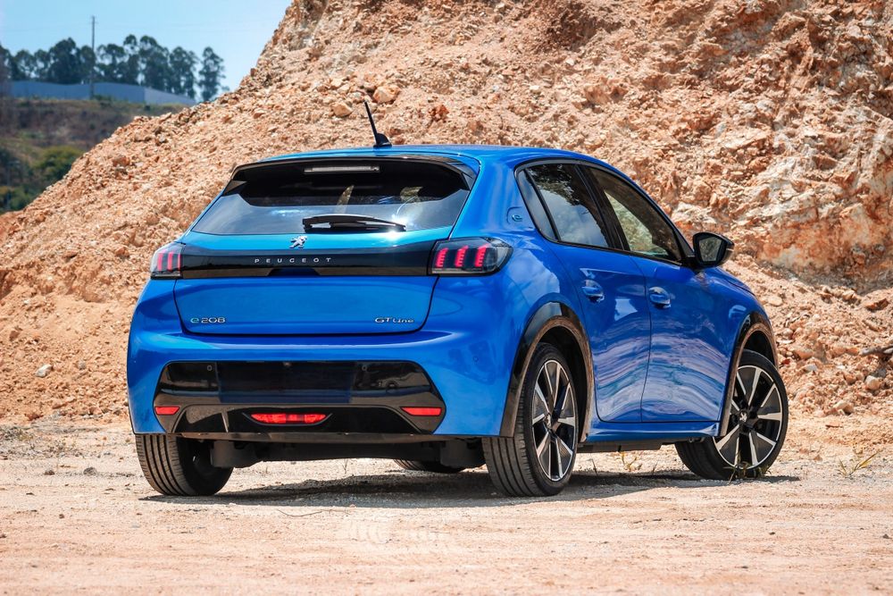 Peugeot 208 GT Elétrico