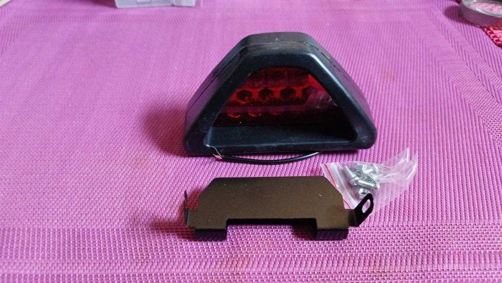 дополнительный стоп сигнал для авто-мото