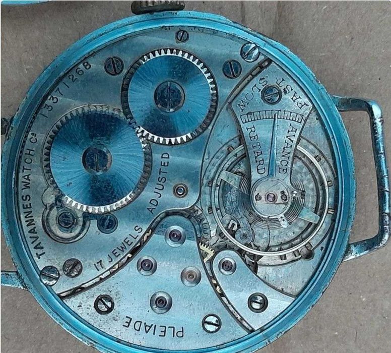 Вінтажний військовий швейцарський  годинник Tavannes Watch Co.