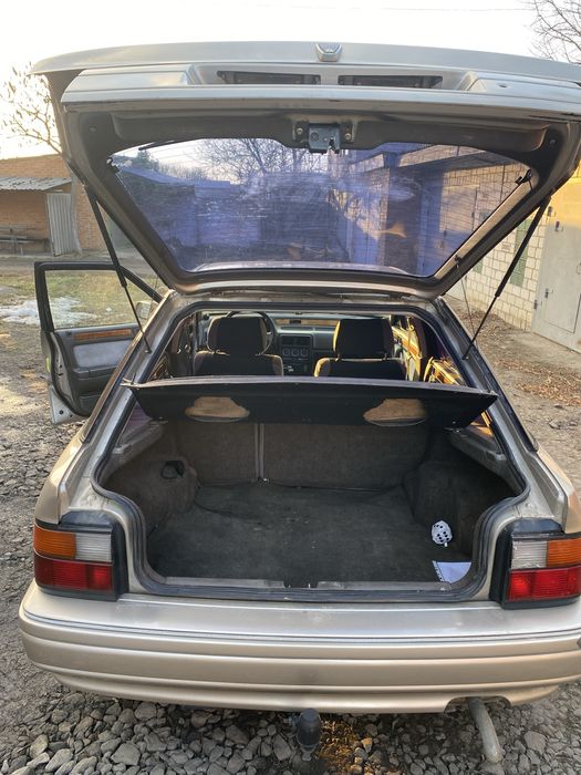 Ровер 214 1990р. 1.4л 5ст