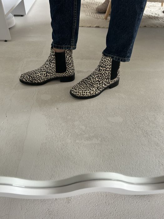 Продам чоботи Clarks