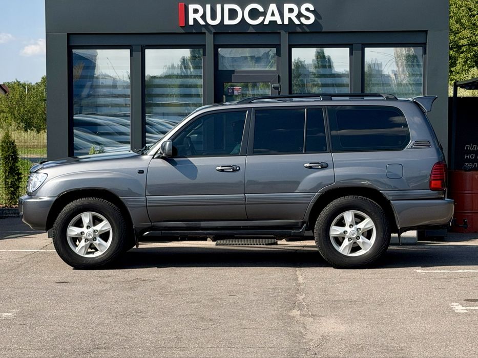 Toyota Land Cruiser 100 2000 Газ / бензин