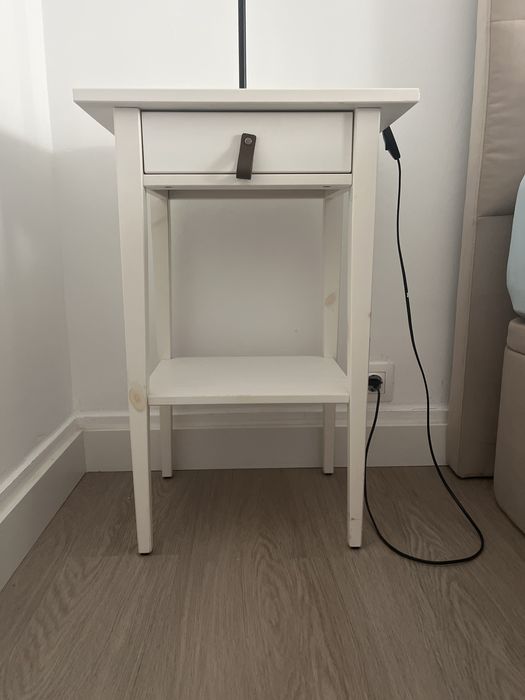 Conjunto comoda + mesas cabeceira