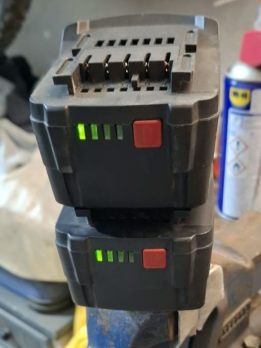 Duas baterias Metabo novas