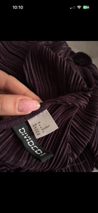 Rozkloszowana sukienka H&M wesele impreza