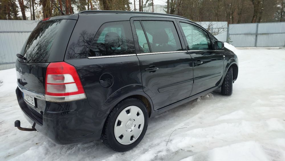 Продам Опель зафіра В