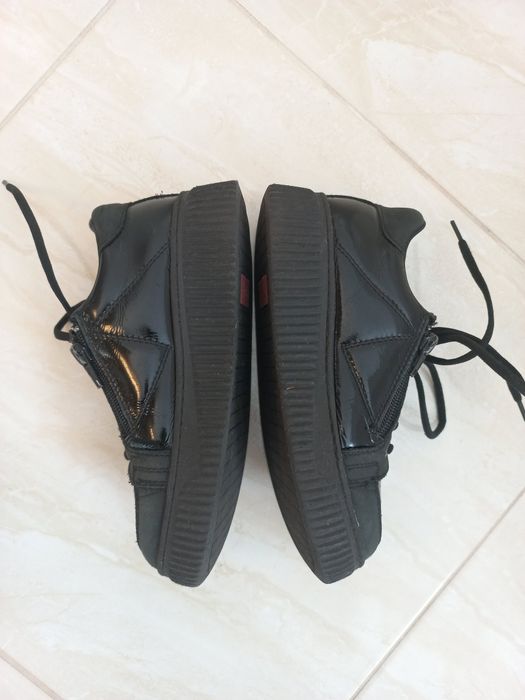 Кросівки для дівчинки