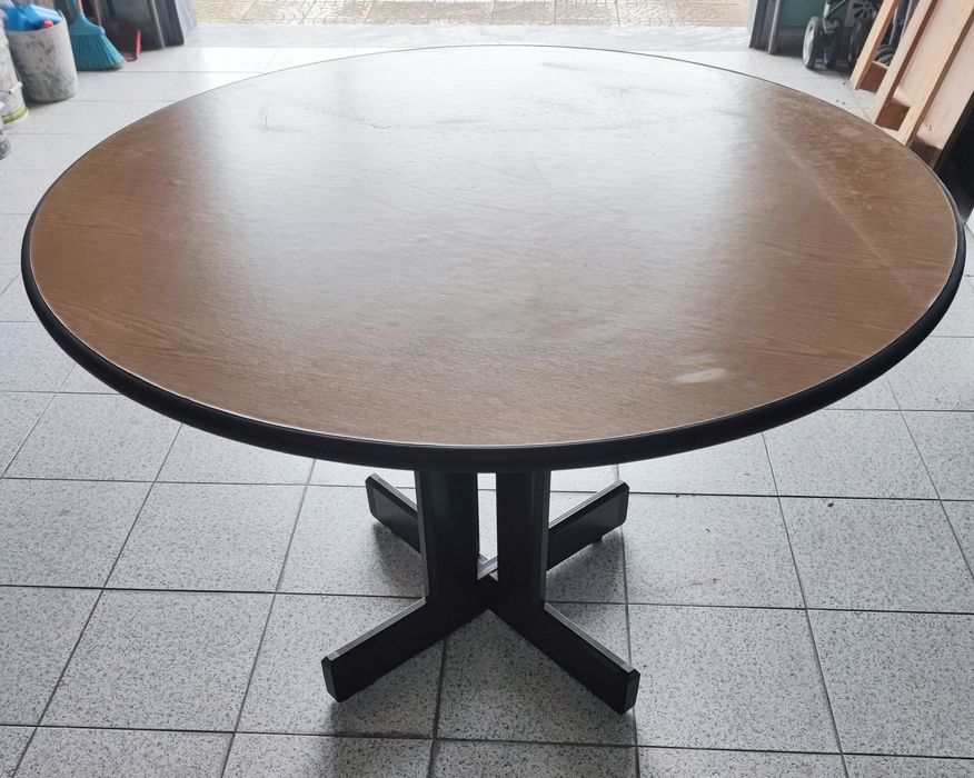 Mesa redonda 118cm