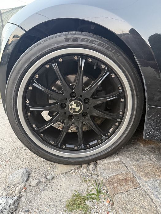 Jantes 19 com pneus furação 5/120