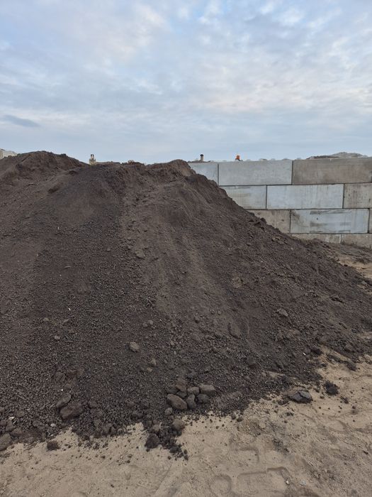 Ziemia ogrodowa, ziemia siana, humus, czarnoziem